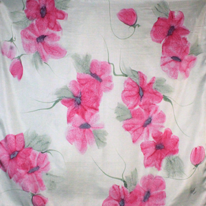 Foulard carré de soie blanc fleurs roses - Soierie Huo