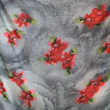 Foulard carré de soie gris fleurs rouges - Soierie Huo