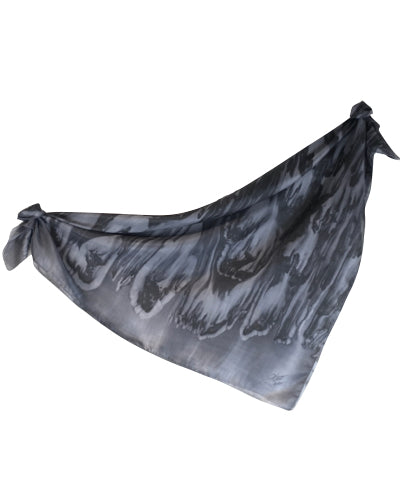 Foulard carré de soie coulé gris - Soierie Huo